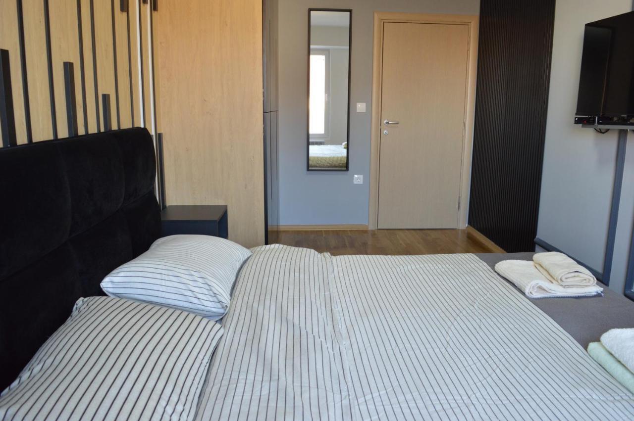 Unity Luxury Apartment - Skopje Bagian luar foto
